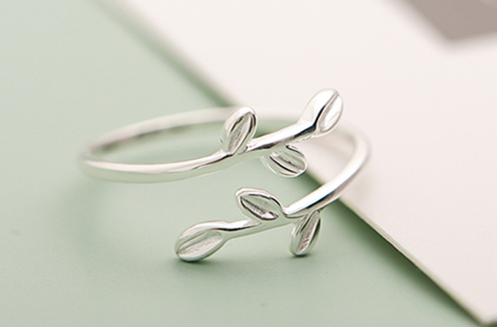 Leaf Ring Style Adjustable Ring