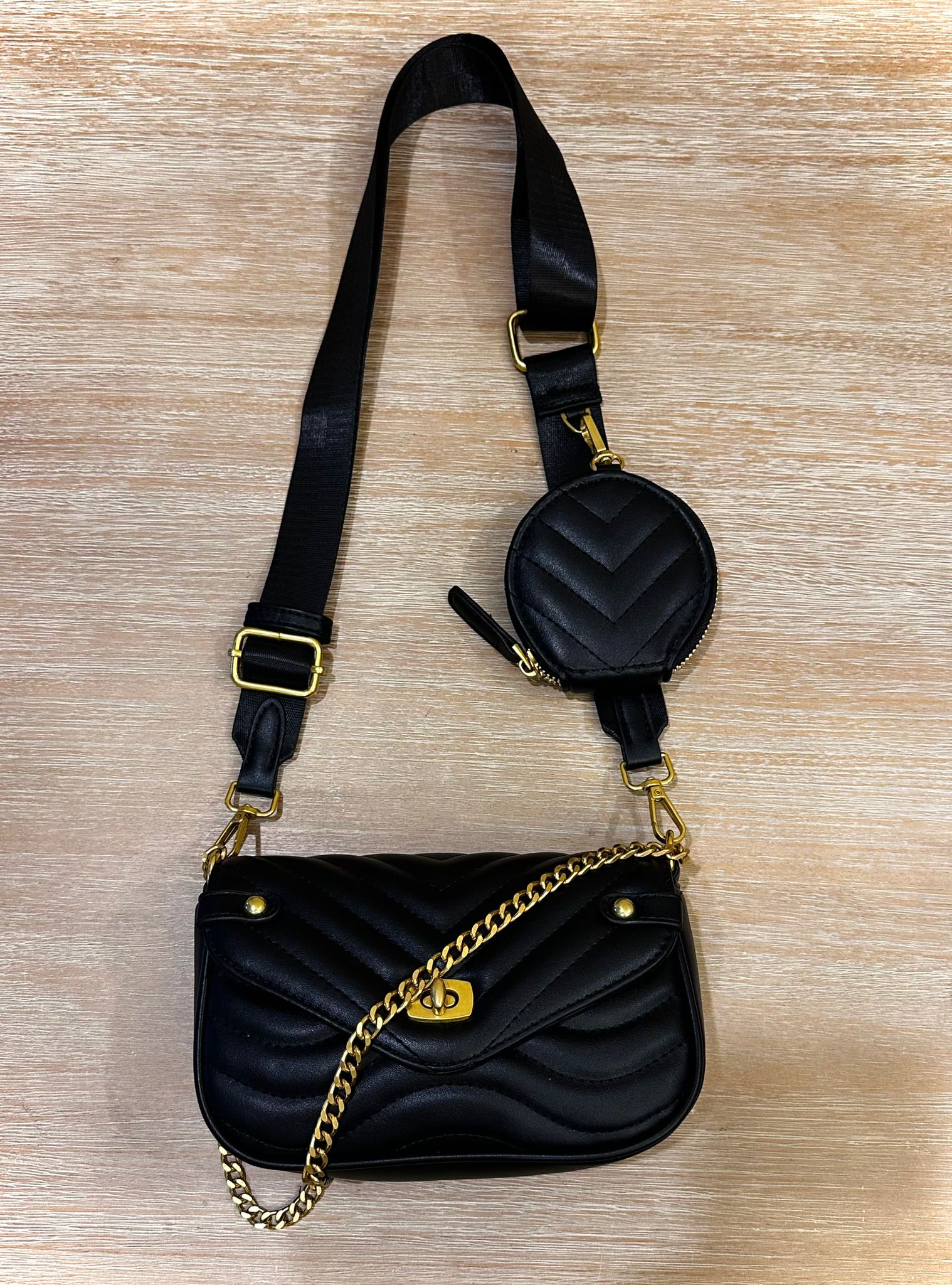 Trend Set Quilted Crossbody Bag