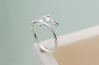 Leaf Ring Style Adjustable Ring